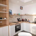Daire Nikaj Premium 2