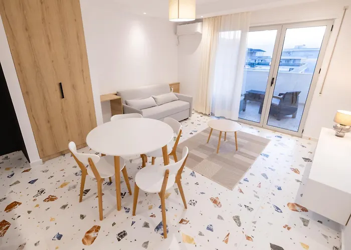 Nikaj Premium 2 * Vlore