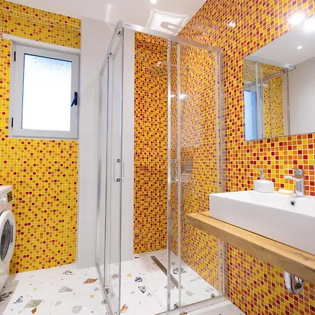 Nikaj Premium 2 Vlorë