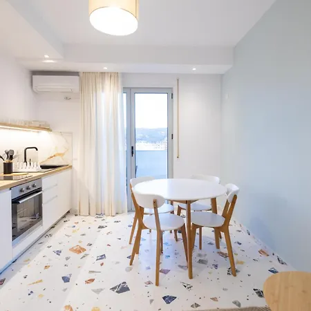 Nikaj Premium 2 * Vlorë